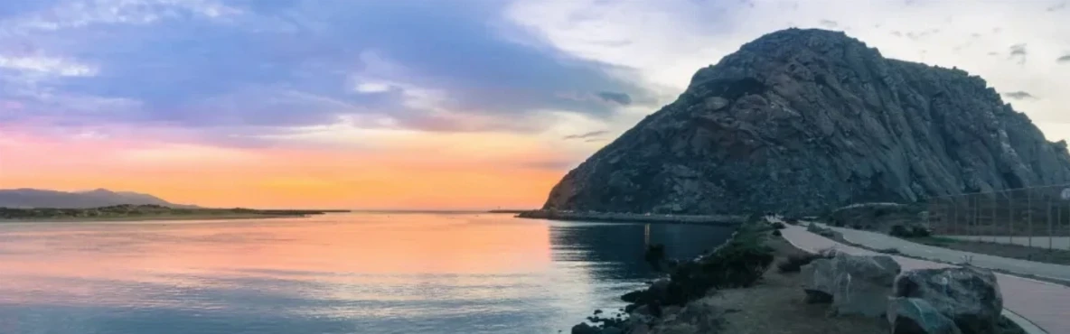 Morro Bay, USA Travel Guide: Beaches, Attractions & Local Highlights